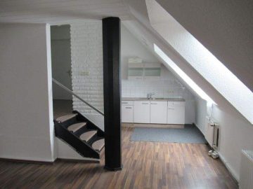 Anleger! 2 Zimmerwohnung im gepflegten Mehrfamilienhaus - Wohn-Ess-Küchenbereich