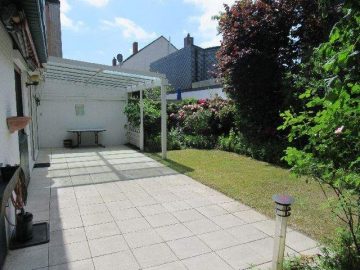 Bremen Habenhausen… die begehrte Wohnlage „links der Weser „gepflegte DHH mit idyll. Hofgarten u. Garage! - Terrasse