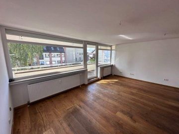 Radio Bremen Viertel – gepfl. 3 Zi.Whng mit großen Balkon und 1 Garage - Wohn-Essen-Küche