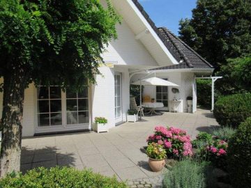 Ihr Traumhaus – repräsentative Landhausvilla in reizvoller Lage vor den Toren der Stadt! - Terrasse