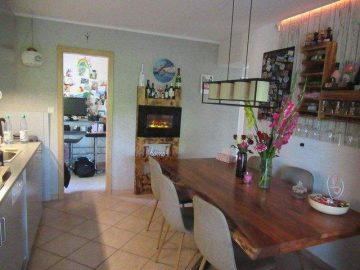 Anleger! 3 Zimmerwohnung im gepflegten Mehrfamilienhaus - Wohnung  Nr. 2