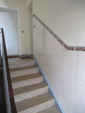 Selbstnutzer /Anleger! Bremen Neue Vahr–Süd...renovierte 2 Zi. Wohng. - Treppenhaus