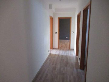 Selbstnutzer /Anleger! Bremen Neue Vahr–Süd...renovierte 2 Zi. Wohng. - Flur