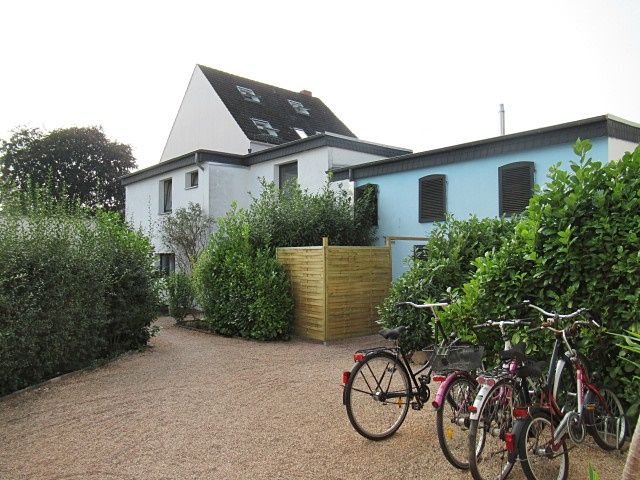 Hemelingen gepflegte Wohnanlage 7 Wohnungen / 2 Gebäude - mit idyll. Garten und Gerätehaus… - Hausansicht